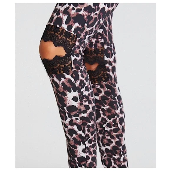 Open Knee Leopard Leggings - Picture 3 of 3